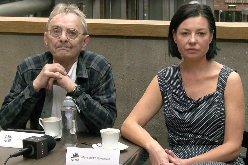 Jerzy Bończak i Aleksandra Gajewska podczas konferencji, która była powodem odwołania dyrektorki Teatru Rozrywki w Chorzowie.