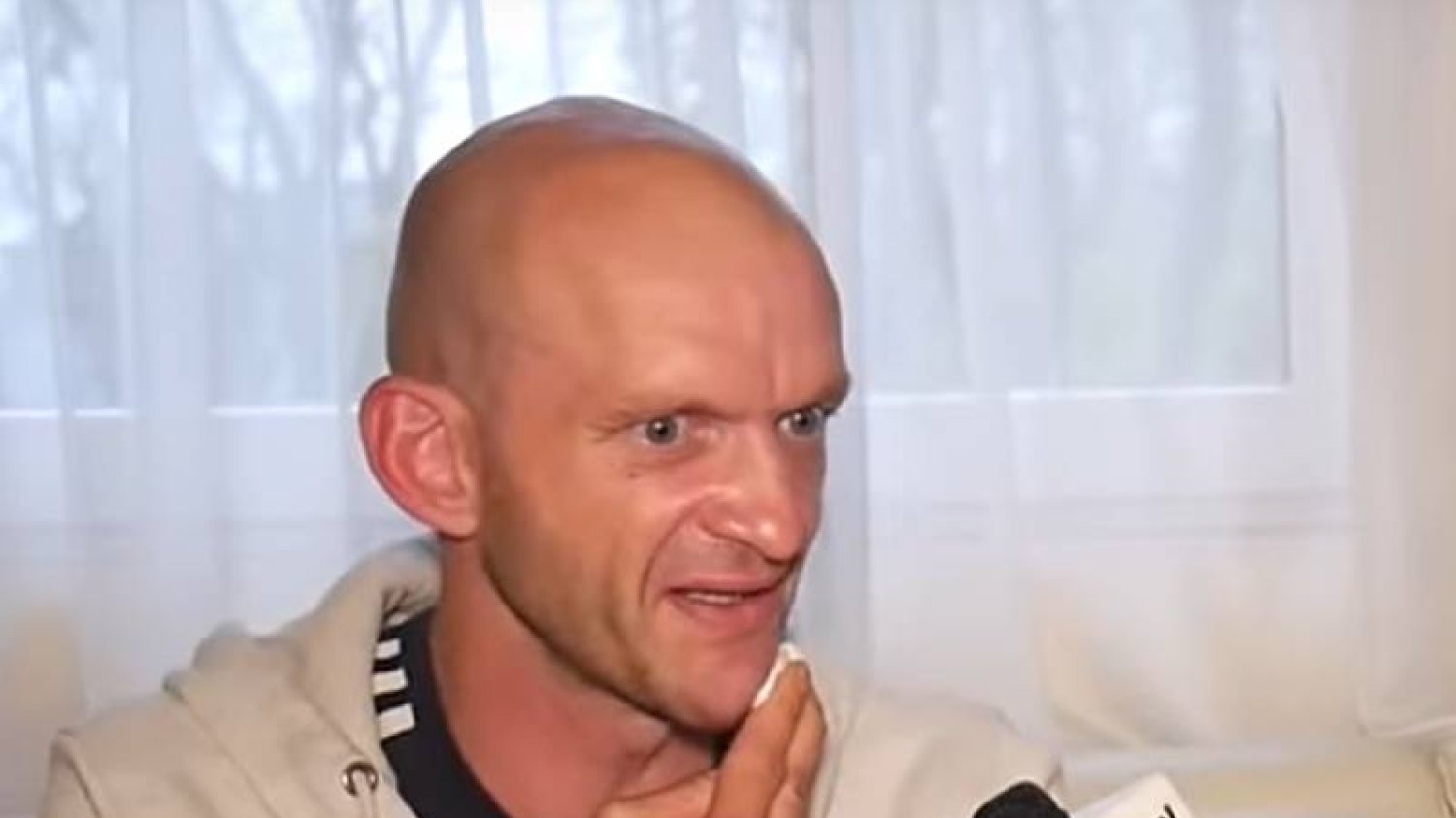 "Szczena" 18 czerwca wyjdzie na ring. "Szczena" z "Chłopaków do wzięcia" zawalczy na gali MMA-VIP 2 Najmana.