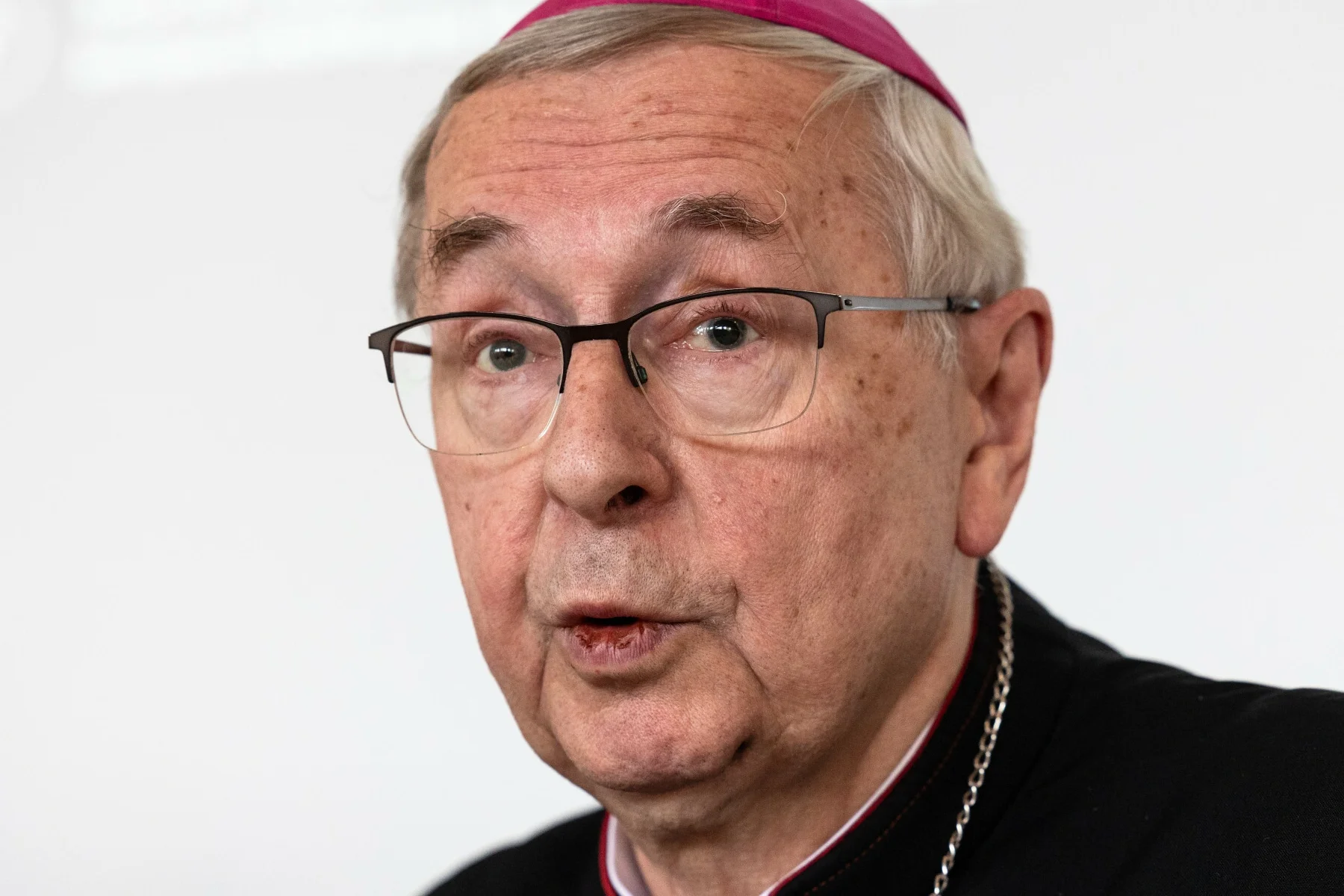 Ironiczna piosenka na pożegnanie abpa Gądeckiego. Napisali ją księża.