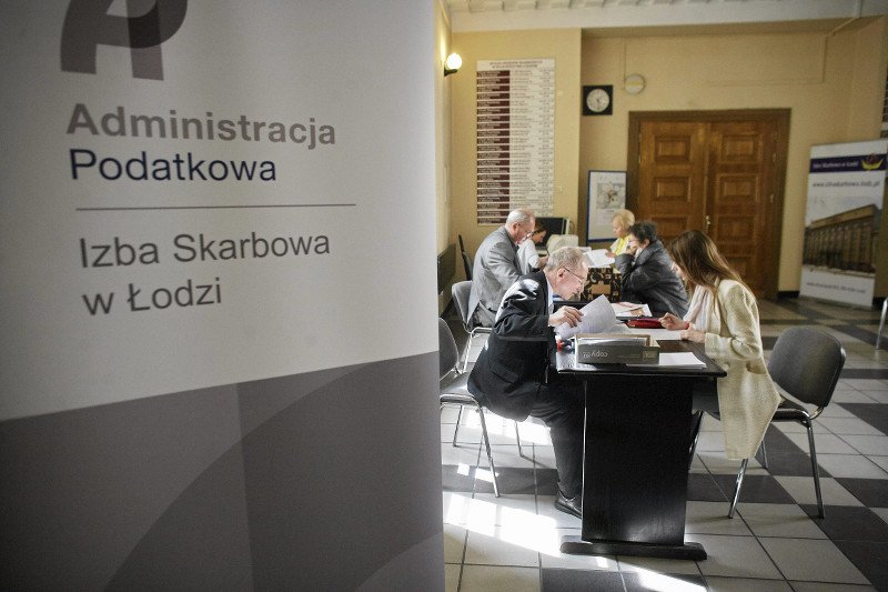 Najpierw doradzali jak inwestować w raju podatkowym Luksemburga, teraz chcą pomagać klientom uniknąć błędu w zeznaniu rocznym.