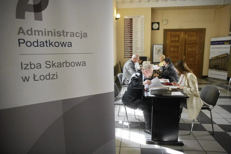 Najpierw doradzali jak inwestować w raju podatkowym Luksemburga, teraz chcą pomagać klientom uniknąć błędu w zeznaniu rocznym.