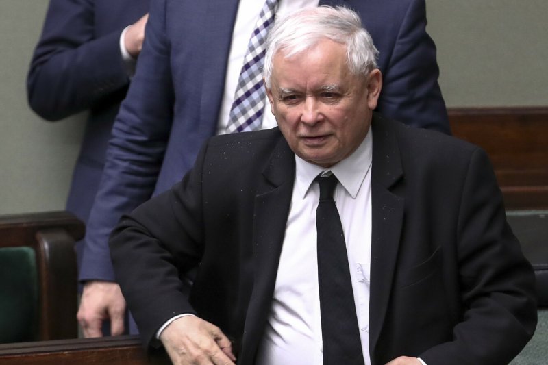 Co Polacy sądzą o politykach? Sondaż poparcia dla przedstawicieli partii