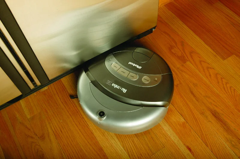 Pierwsza generacja robota odkurzającego Roomba