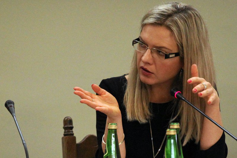 Gdzie jest złoto Amber Gold? Szefowa komisji śledczej przedstawia dość zaskakującą sugestię, że majątek ten mógł zostać ukryty w kościele.