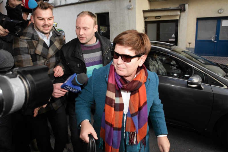 Podczas gdy tworzy się rząd Beaty Szydło, Beata Szydło jest na urlopie.