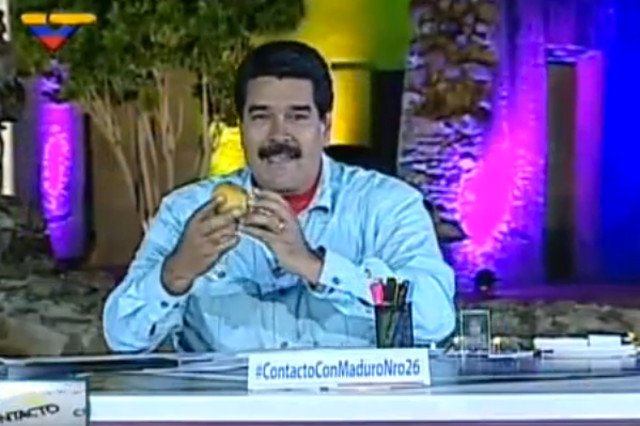 Prezydent w swoim cotygodniowym programie.