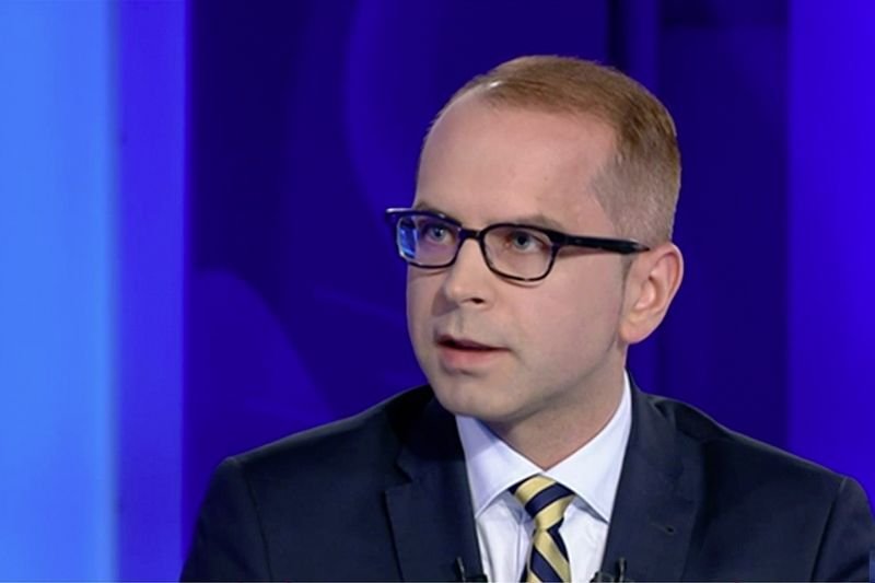 Michał Szczerba po raz kolejny zalazł za skórę telewizji publicznej. Zaproszenia już raczej nie powinien się spodziewać.