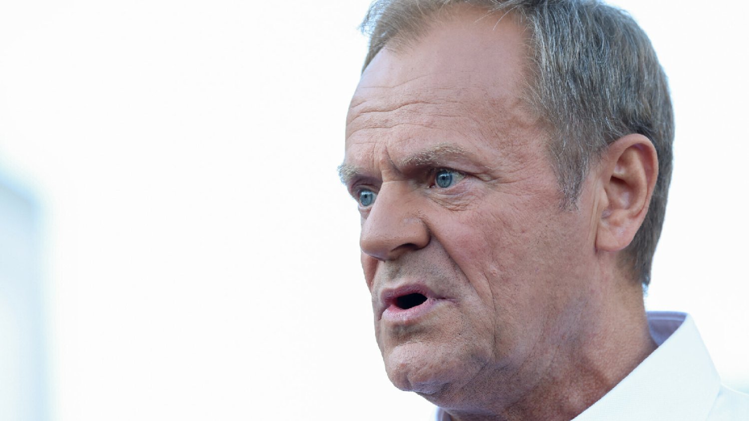 Donald Tusk w TVN, Polsat i TVP. Tak mówi o sprawie Wąsika i Kamińskiego