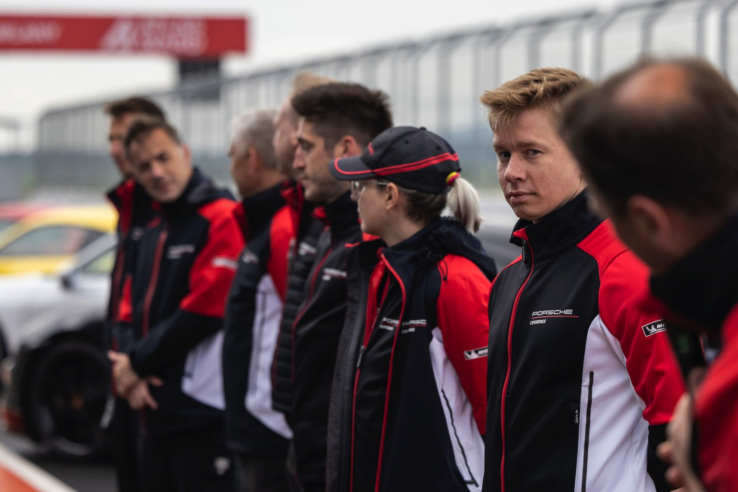 Kamil Franczak (drugi od prawej) tuż przed szkoleniem redaktora naTemat