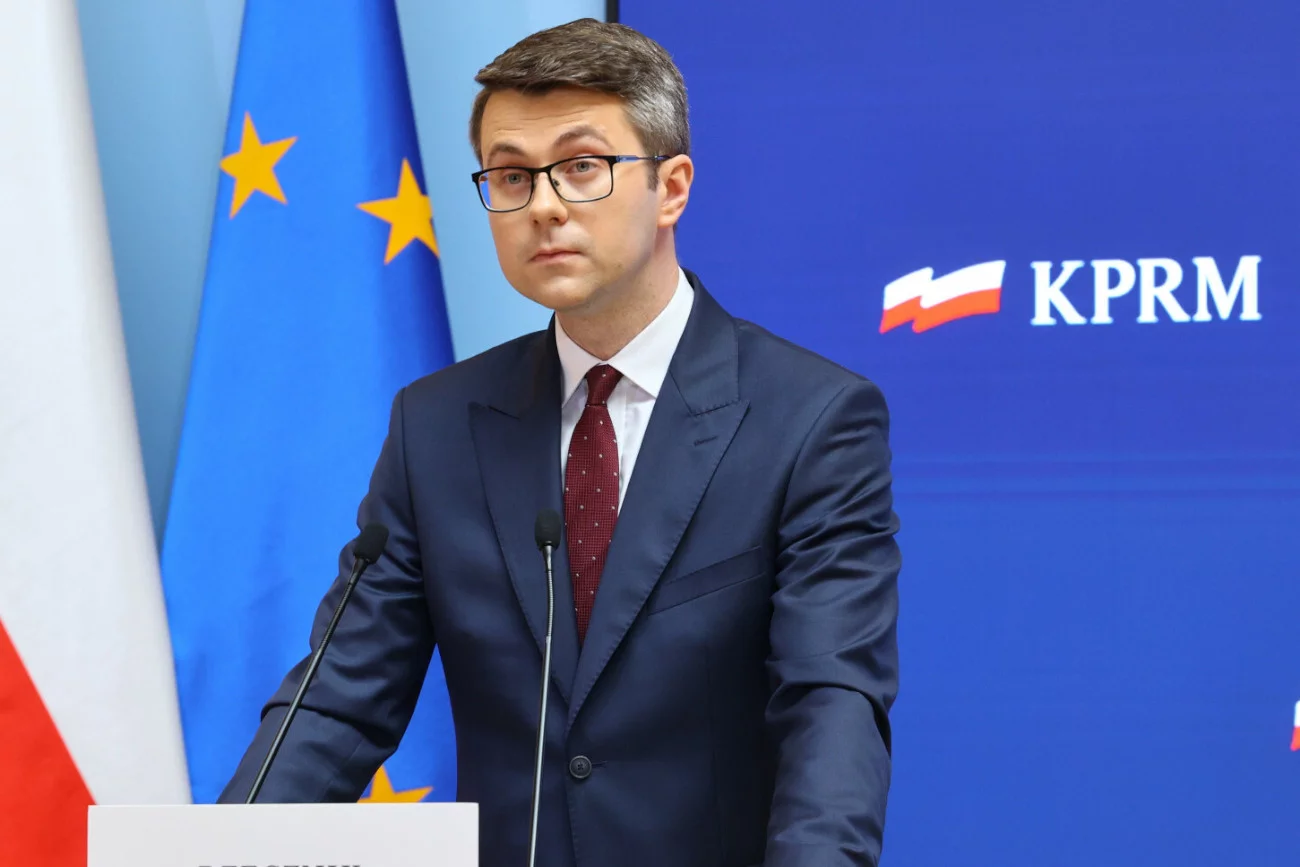 Piotr Müller skomentował we wtorek kolejną aferę mailową