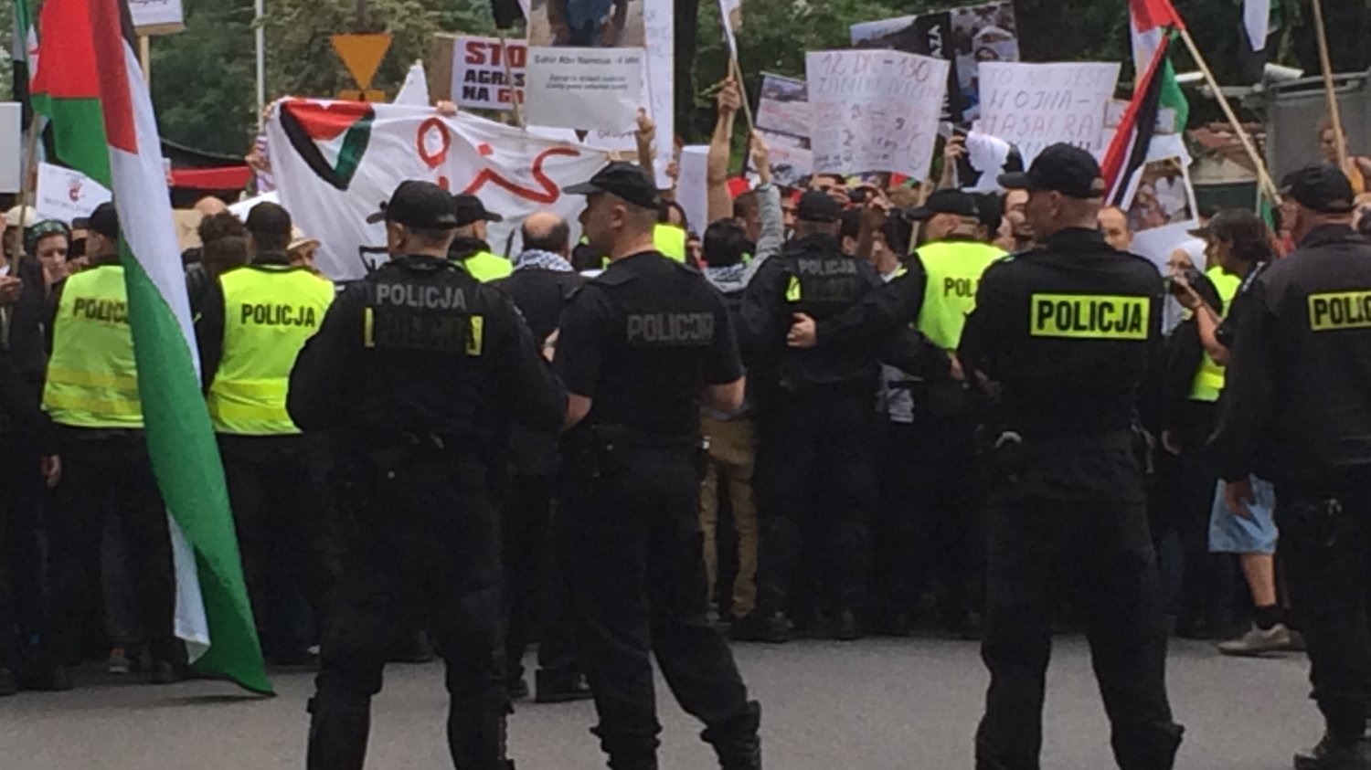 Arabska demonstracja pod ambasadą Izraela w Warszawie 25.07