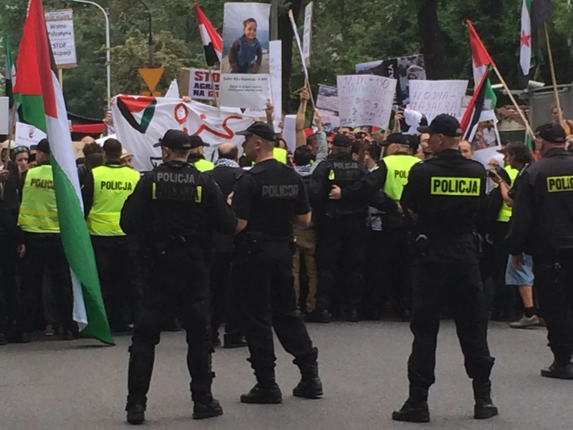 Arabska demonstracja pod ambasadą Izraela w Warszawie 25.07