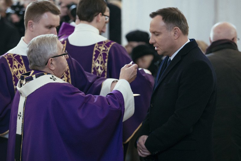 Andrzej Duda podczas mszy pogrzebowej zamordowanego prezydenta Gdańska Pawła Adamowicza.