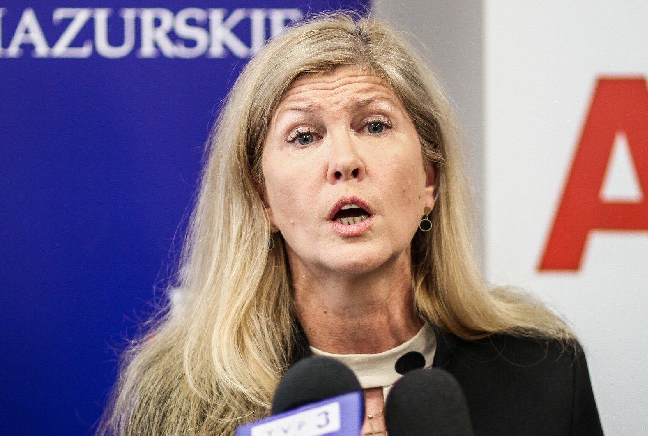 Iwona Arent w TVP. Mówiła o żółwiku Tuska z Putinem nad ciałem Kaczyńskiego.