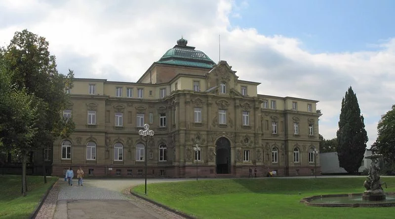 Budynek Federalnego Trybunały Sprawiedliwości w Karlsruhe.