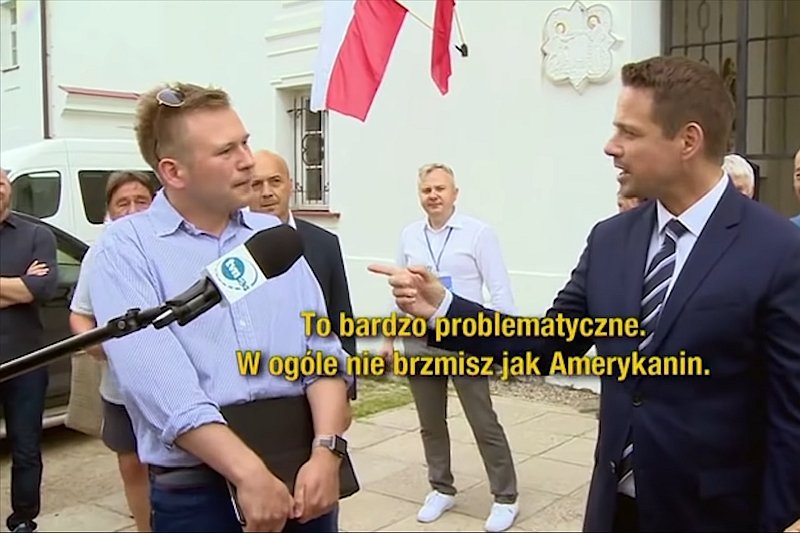 Podający się za Amerykanina Luke Marcinkiewicz z Podlasia przypomniał podobne wydarzenie z kampanii wyborczej w 2015 roku.