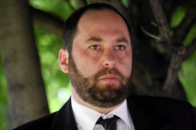 Prof. Jan Hartman broni Ewy Wójcik.