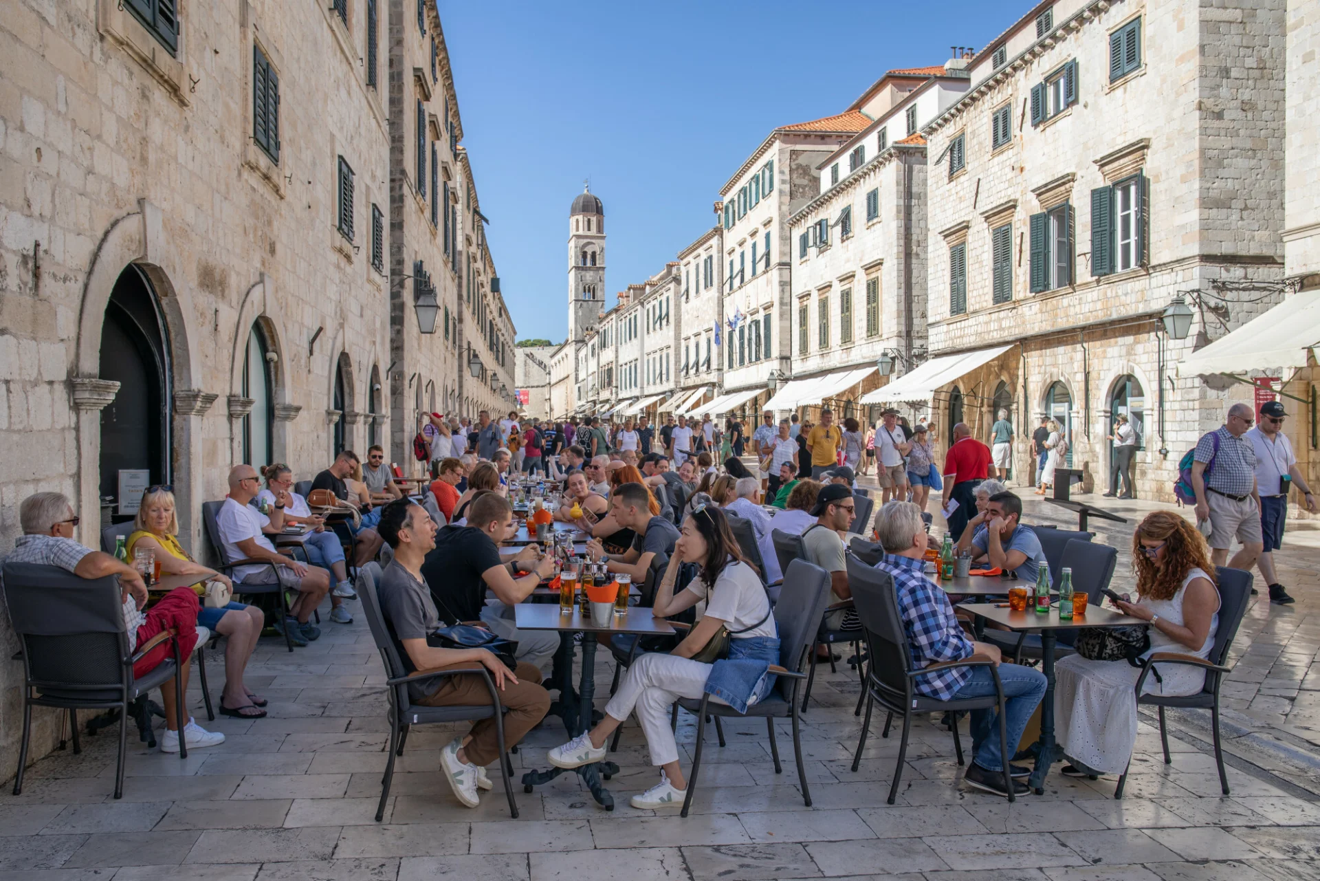 Gdzie wybrać się na długi weekend listopadowy, aby mieć dobrą pogodę? Na zdjęciu jesień w Chorwacji.