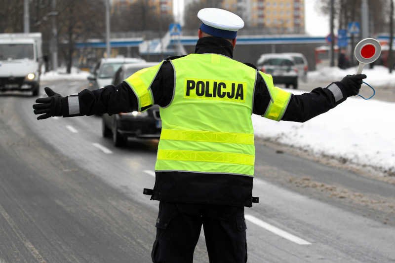 Policjanci coraz częściej padają ofiarami przestępstw