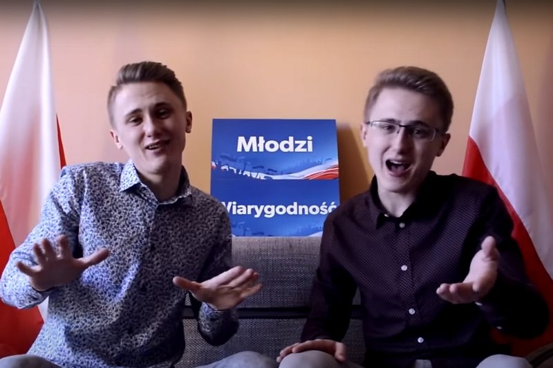 Duet z Sieradza nagrał piosenke zatytułowaną "DUDA na plus".