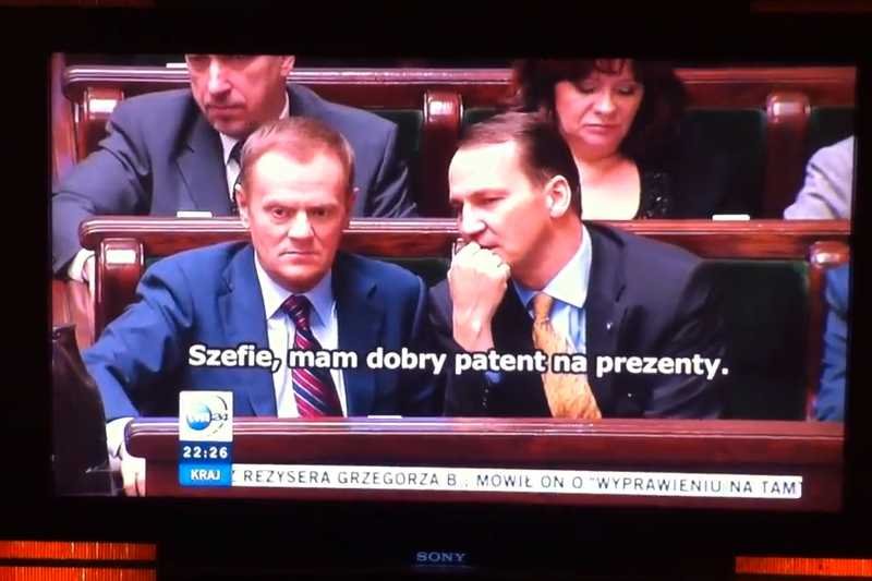 Premier Donald Tusk i minister spraw zagranicznych Radosław Sikorski