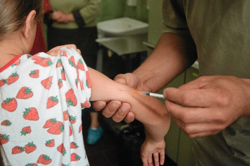 Chorzy przyjmujący insulinę muszą być pod opieka diabetologa.