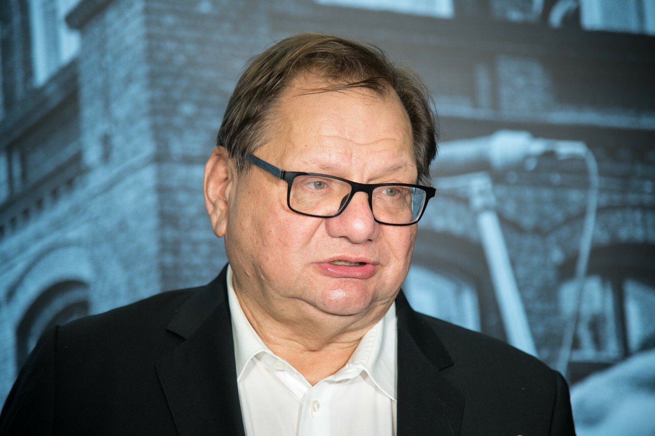 Na prawicy pojawiła się narracja o ułaskawieniu Ryszarda Kalisza przez prezydenta Aleksandra Kwaśniewskiego. Były szef MSWiA: – Kłamią jak najęci. Ułaskawienia nie było.