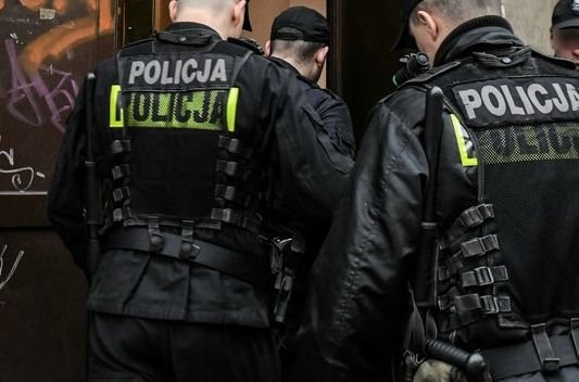 Czy Prokuratura Rejonowa w Gdyni popełniła błąd? Jak podaje RMF FM, w marcu 2019 r. nie zwróciła się do strony belgijskiej w celu ustalenia, kto ma prawo do opieki nad dzieckiem.