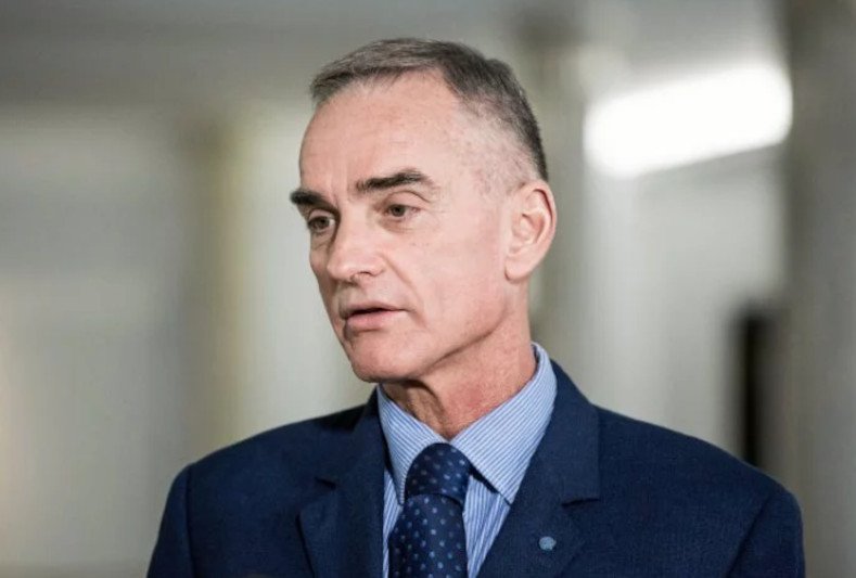 Senator Jackowski nie poprze Funduszu Odbudowy. Powodem program PiS.