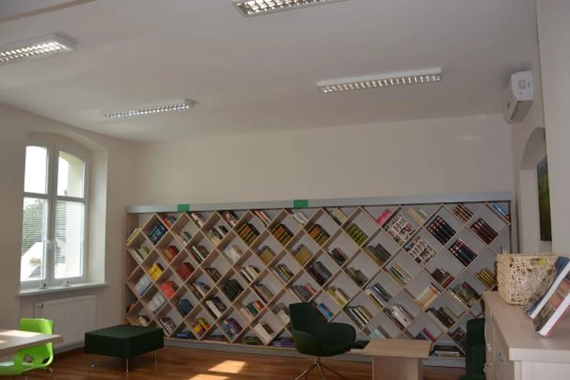 Biblioteka w Grabowie dziś