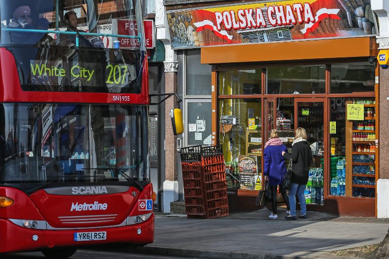 Z roku na rok coraz mniej Polaków wraca z emigracji, a rządowe programy powrotowe nie przynoszą efektów.