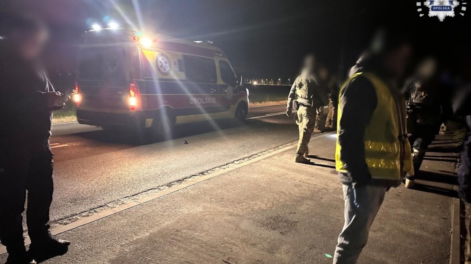 Strzelanina w Namysłowie. Mężczyna zastrzelił trzy osoby. Zakładnikami były jego żona i dzieci. Strzelanina w Namysłowie. 32-latek zastrzelił trzy osoby. Zakładnikami były małe dzieci.