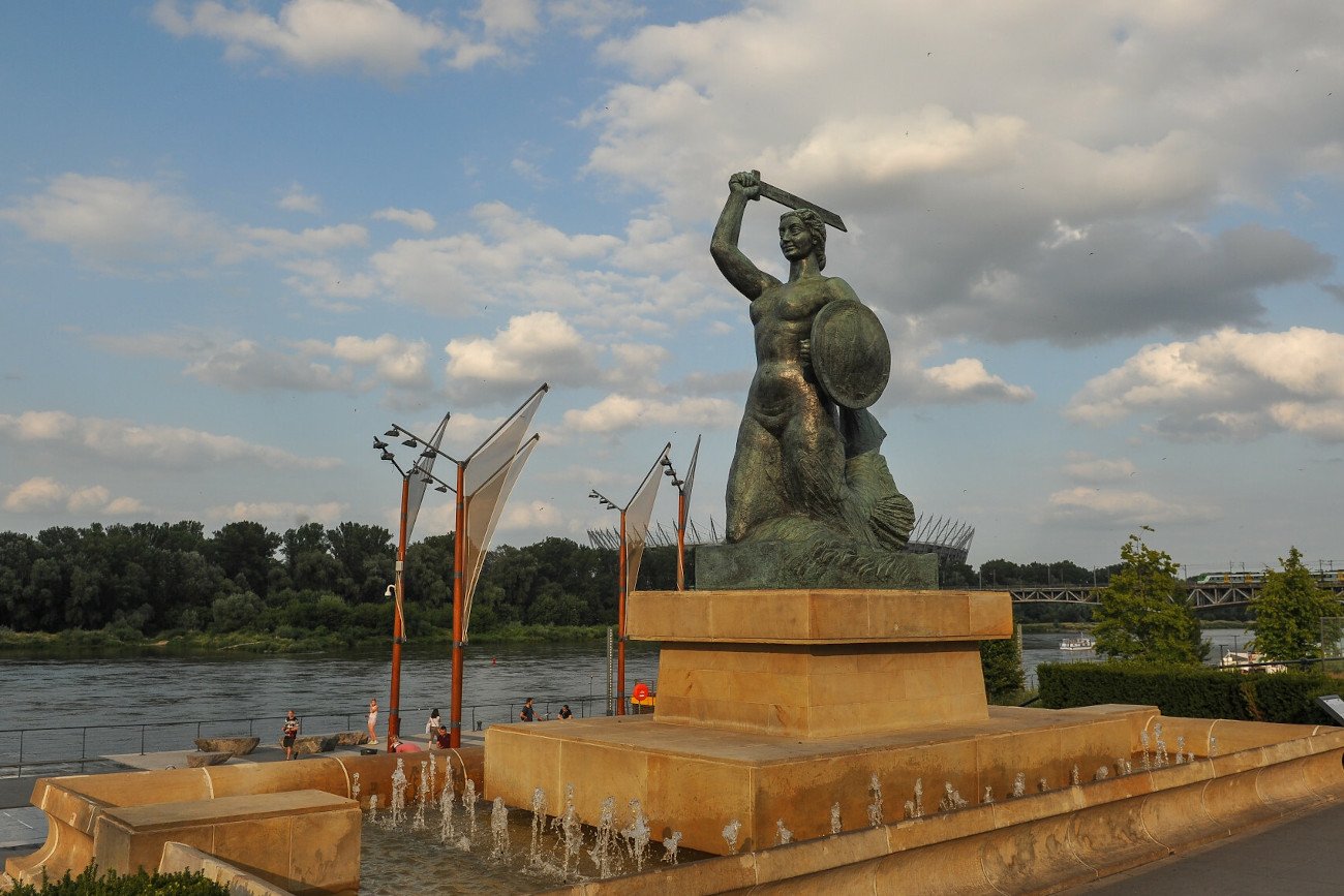 Rafał Trzaskowski wyjaśnił zniknięcie Syrenki z warszawskich Bulwarów Wiślanych.