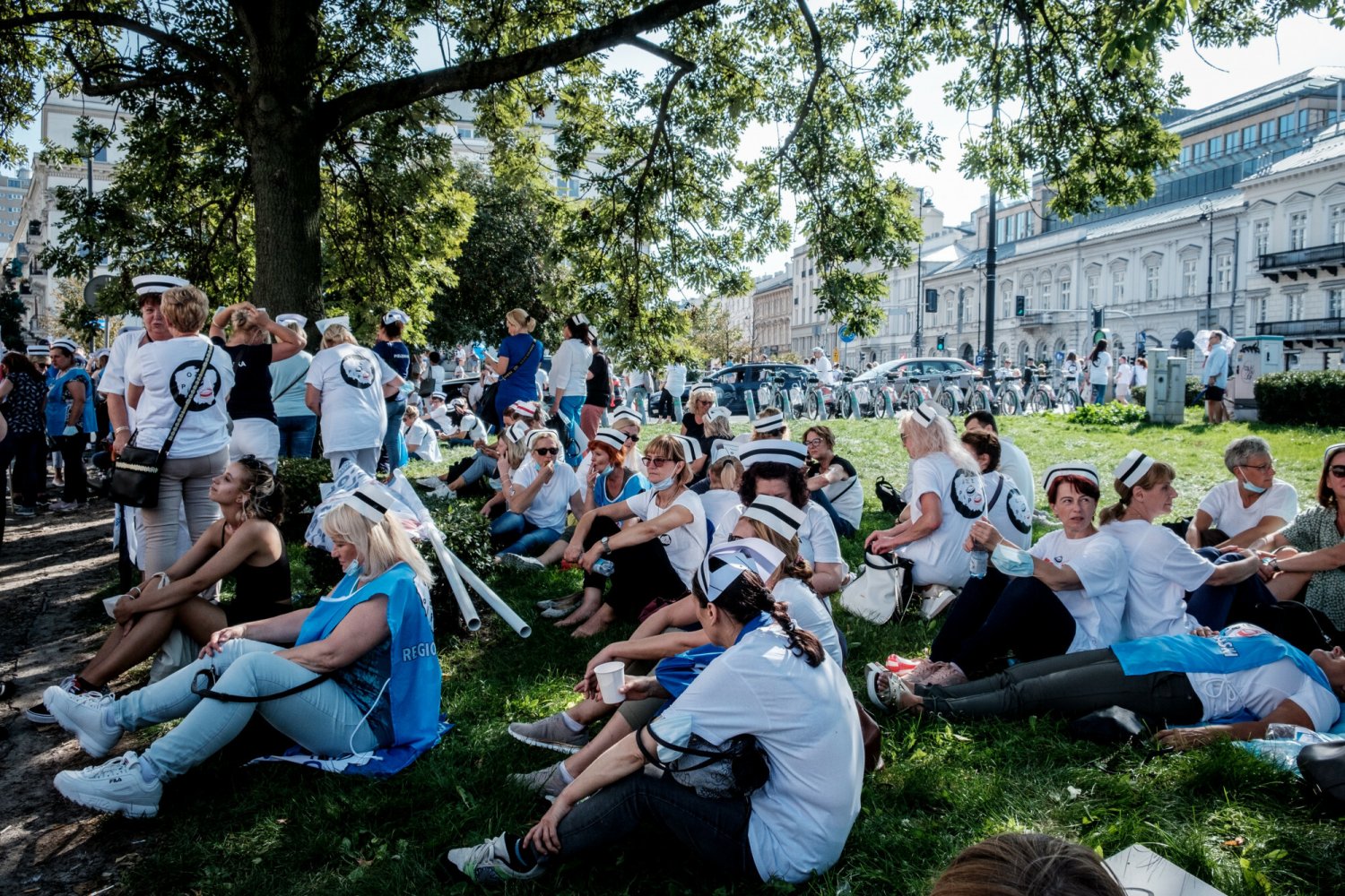 Od soboty trwa w Warszawie protest pracowników ochrony zdrowia. Chcą z niego skorzystać Niemcy, którzy poszukują pielęgniarek do swoich szpitali.
