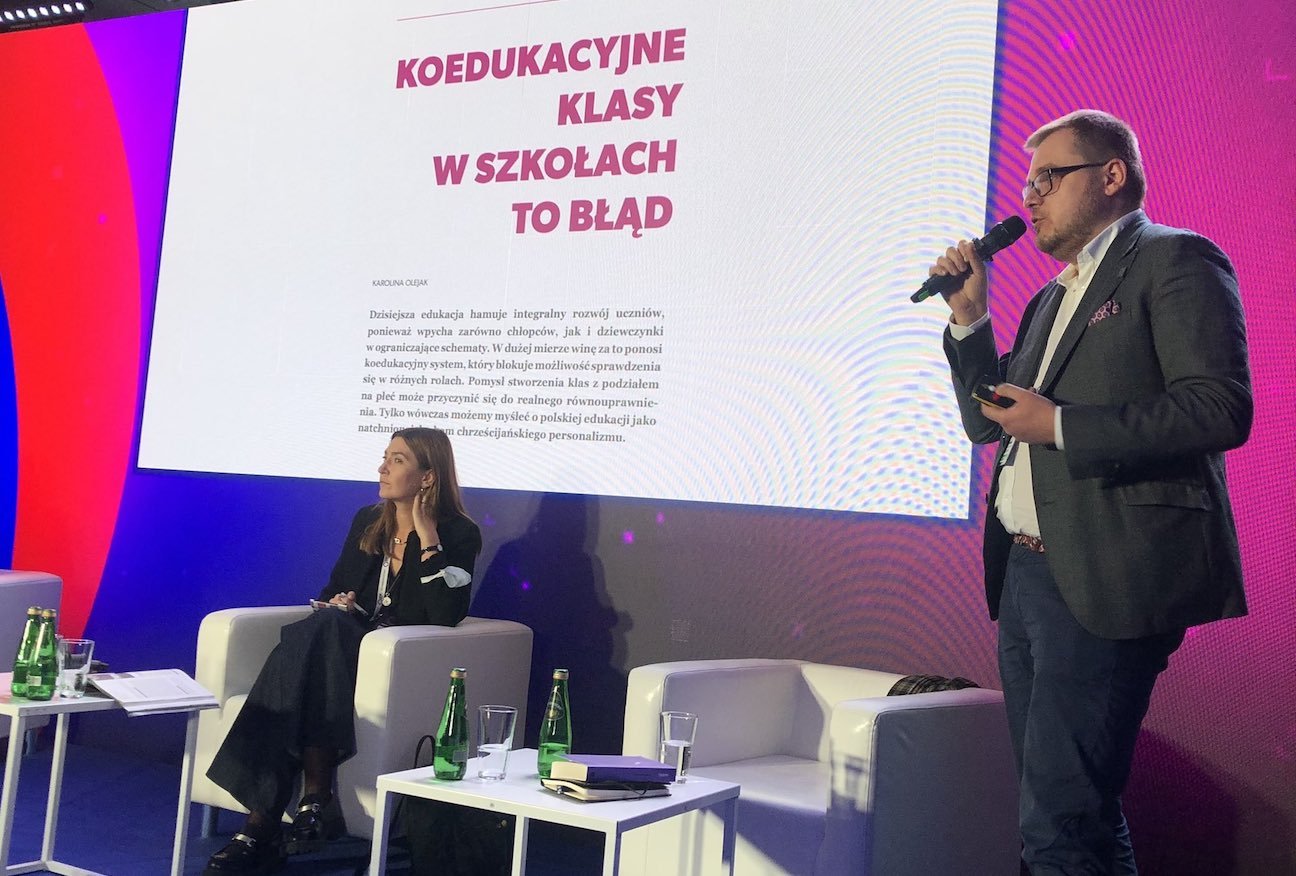 Konserwatyści chcą, by w szkołach obowiązywała segregacja płci. Motywują to "chrześcijańskim personalizmem".