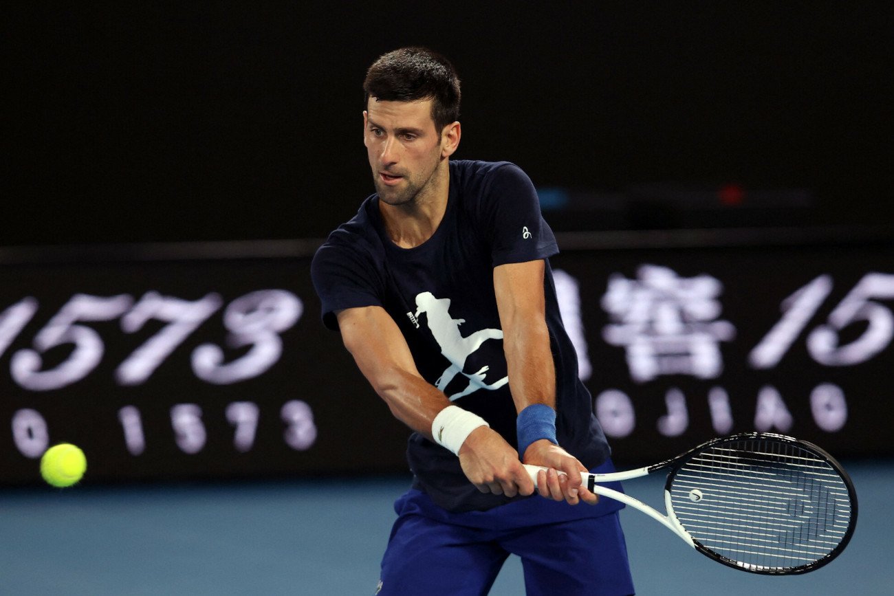 Novak Djoković w niedzielny poranek polskiego czasu usłyszał wyrok, który przekreśla jego udział w Australian Open.