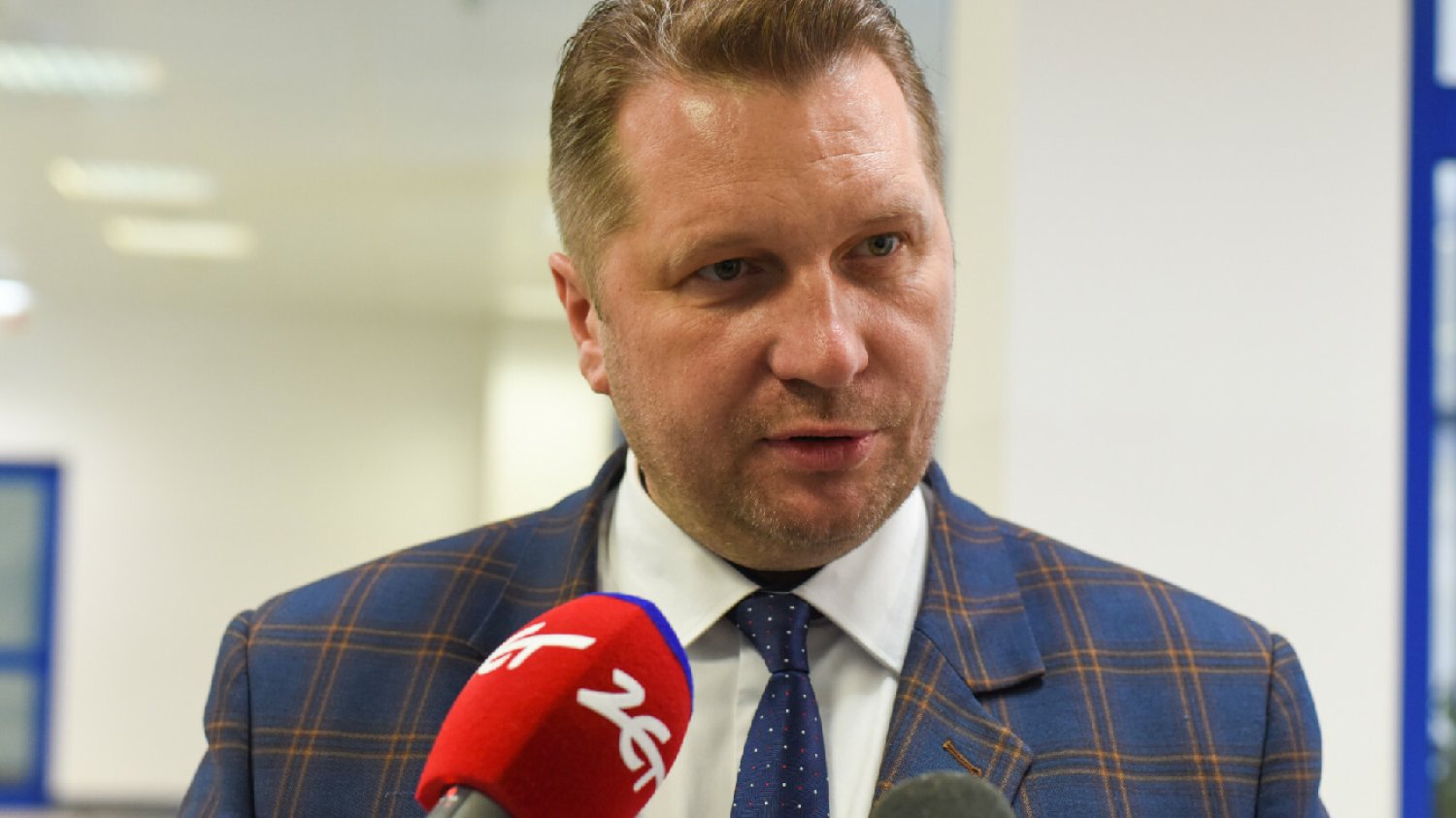 Przemysław Czarnek starł się z profesorem UW. "Totalitaryzm u bram państwa".