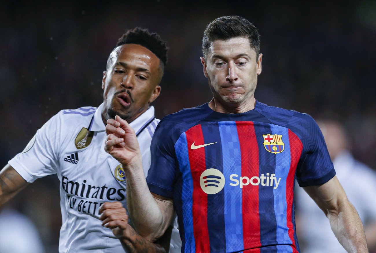 Hiszpanie ostro o Robercie Lewandowskim. "Mecz skończył w rozpaczy".