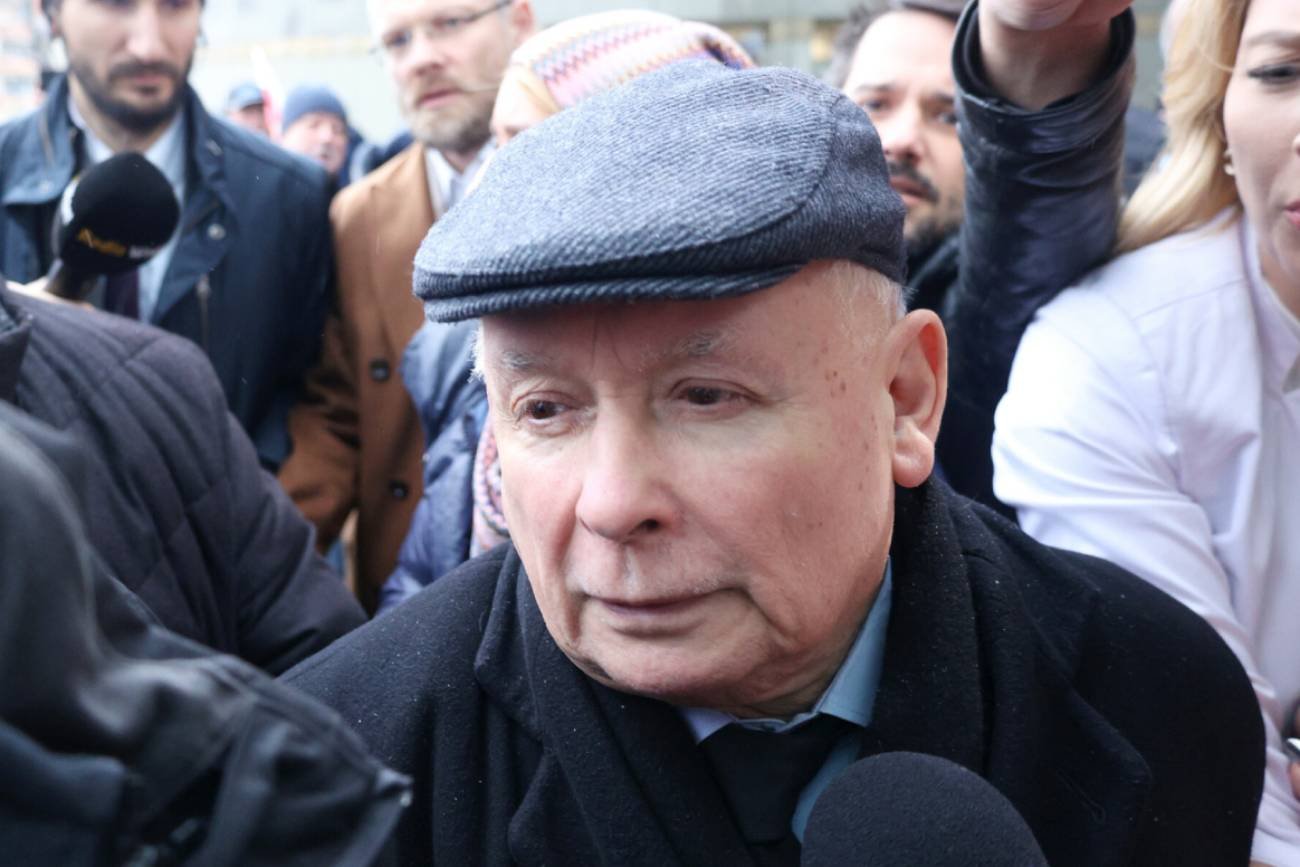Kaczyński oburzony po odebraniu mu mediów. Mówi o elminacji oponentów