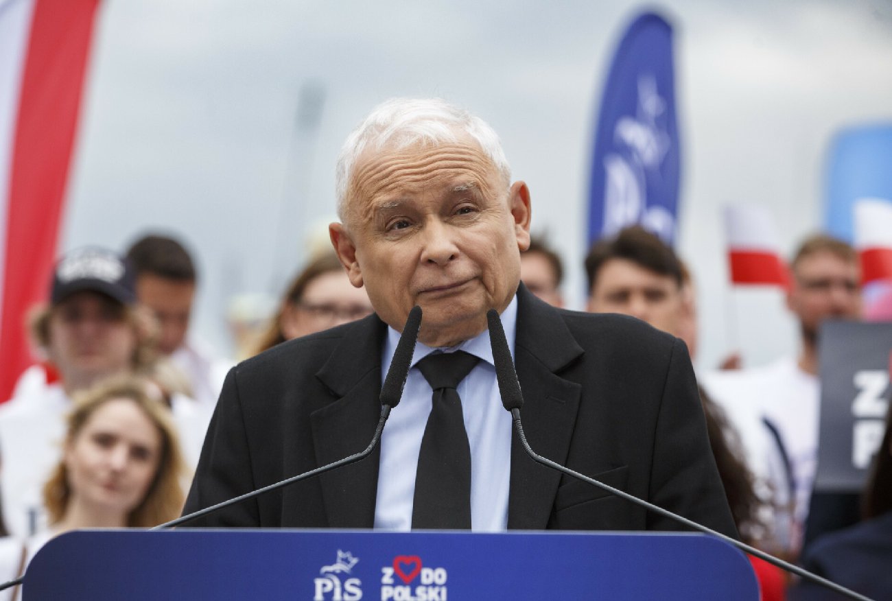 Jarosław Kaczyński prze do referendum. Tyle pytań chce zadać PiS.