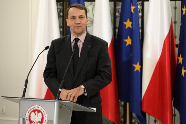 Marszałek Radosław Sikorski wyznaczył datę wyborów prezydenckich na 10 maja.