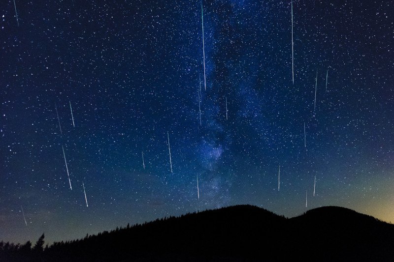 Maksimum roju Perseidów przypadnie na noc z poniedziałku 12 sierpnia na wtorek 13 sierpnia.