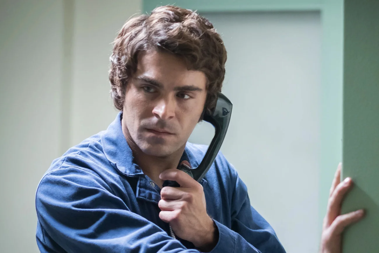 Zac Efron jako Ted Bundy w filmie "Podły, okrutny, zły".