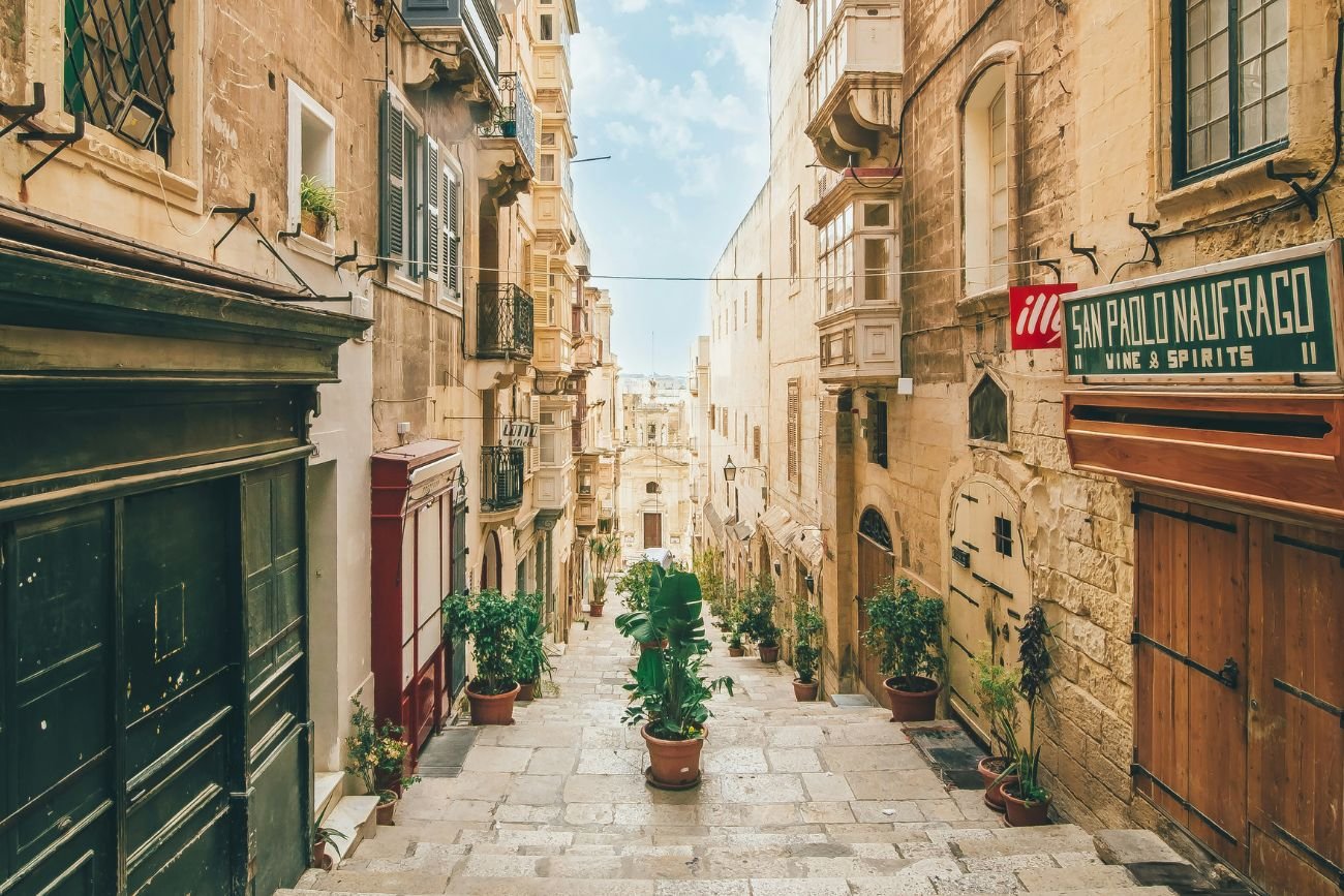 Polacy zakochani w perełce na Morzu Śródziemnym. Kolejny wzrost zainteresowania