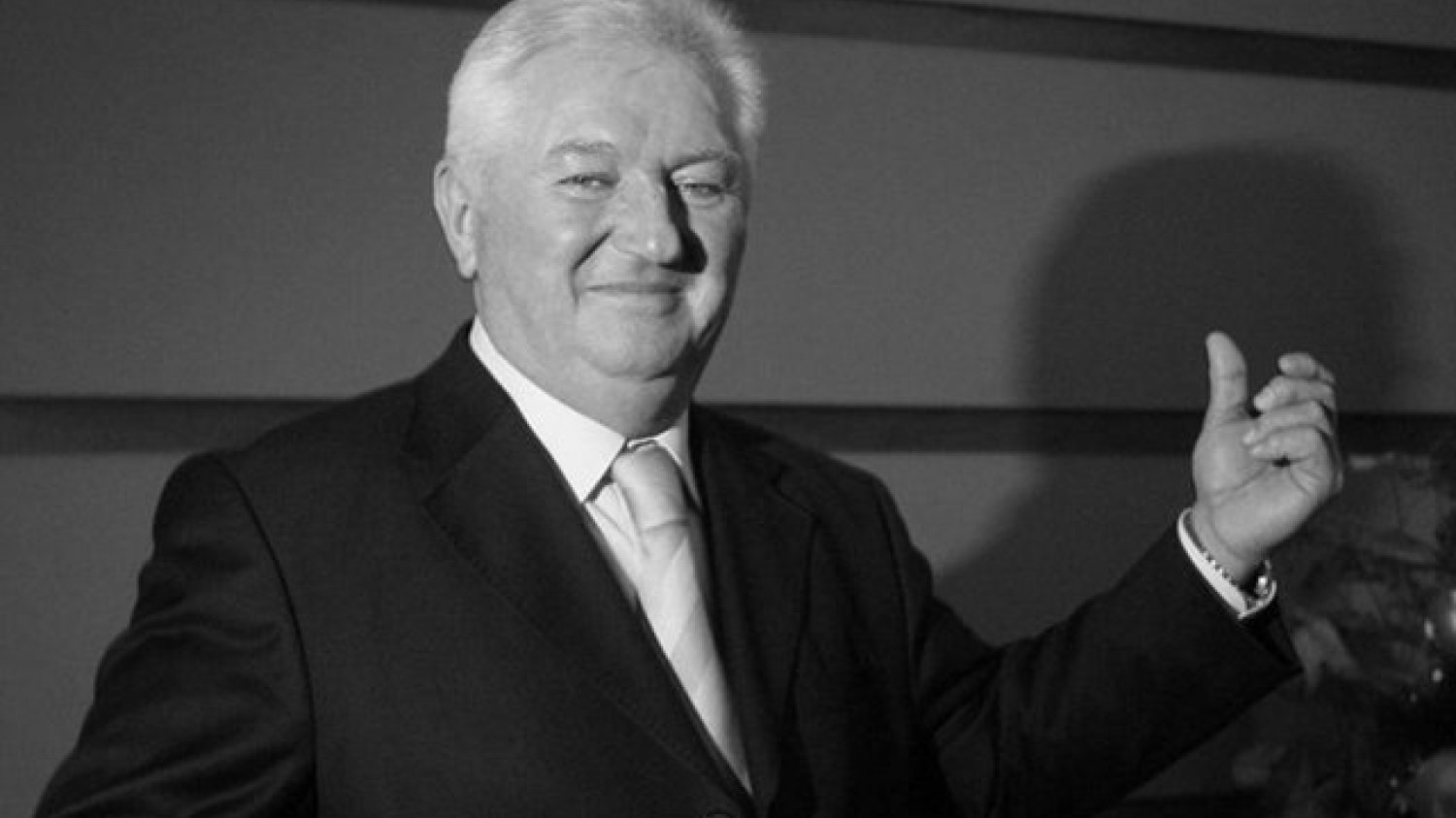 Andrzej Turski, dziennikarz "Panoramy" nie żyje – podało TVP Info.