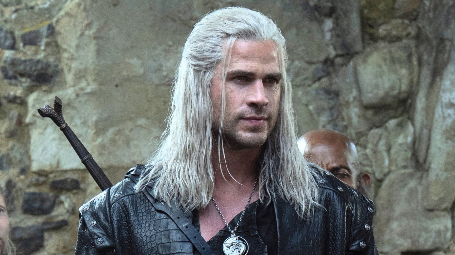 Hemsworth prawie nie przyjął roli w "Wiedźminie". Jedna rzecz zmieniła jego zdanie Hemsworth prawie odrzucił rolę w "Wiedźminie". Wiemy, czemu zmienił zdanie