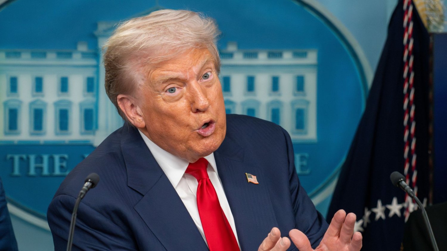 Donald Trump szkodzi negocjacjom z Iranem. Media z USA przerywają milczenie