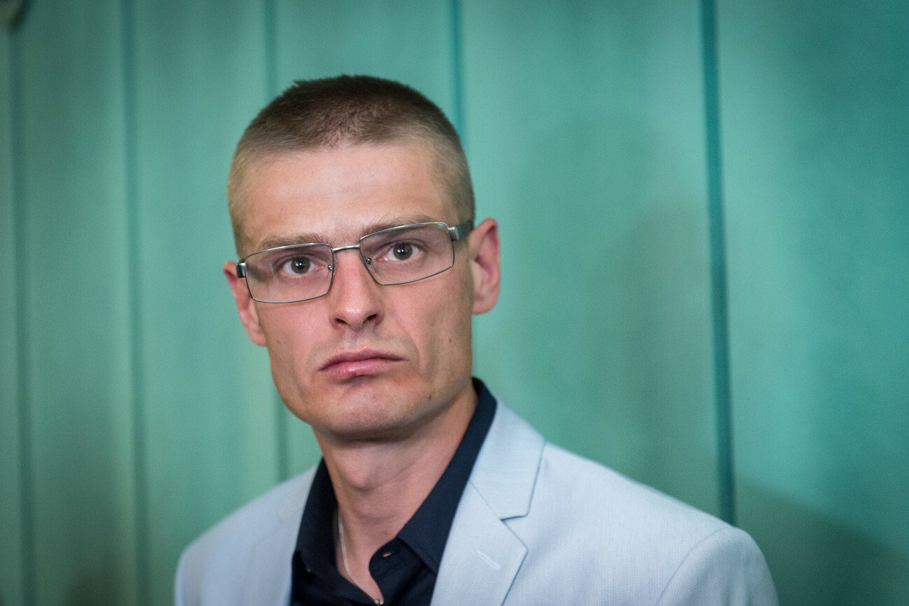 Tomasz Komenda niesłusznie spędził w więzieniu 18 lat. Jednak winni temu policjanci, prokuratorzy, biegli i sędziowie nie odpowiedzą karnie.