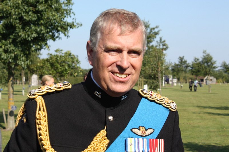 Książę Andrzej podczas przechadzki wokół Pałacu Buckingham został wzięty za włamywacza