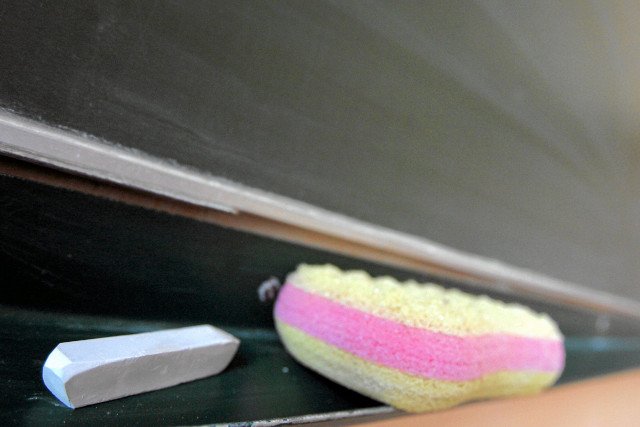 Urzędniczka, która zapomniała, jak nazywa się starosta wolsztyński, musiała 100 razy napisać jego imię i nazwisko